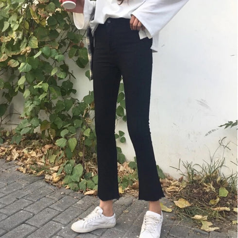 Flare Cut Ripped Edge Pant